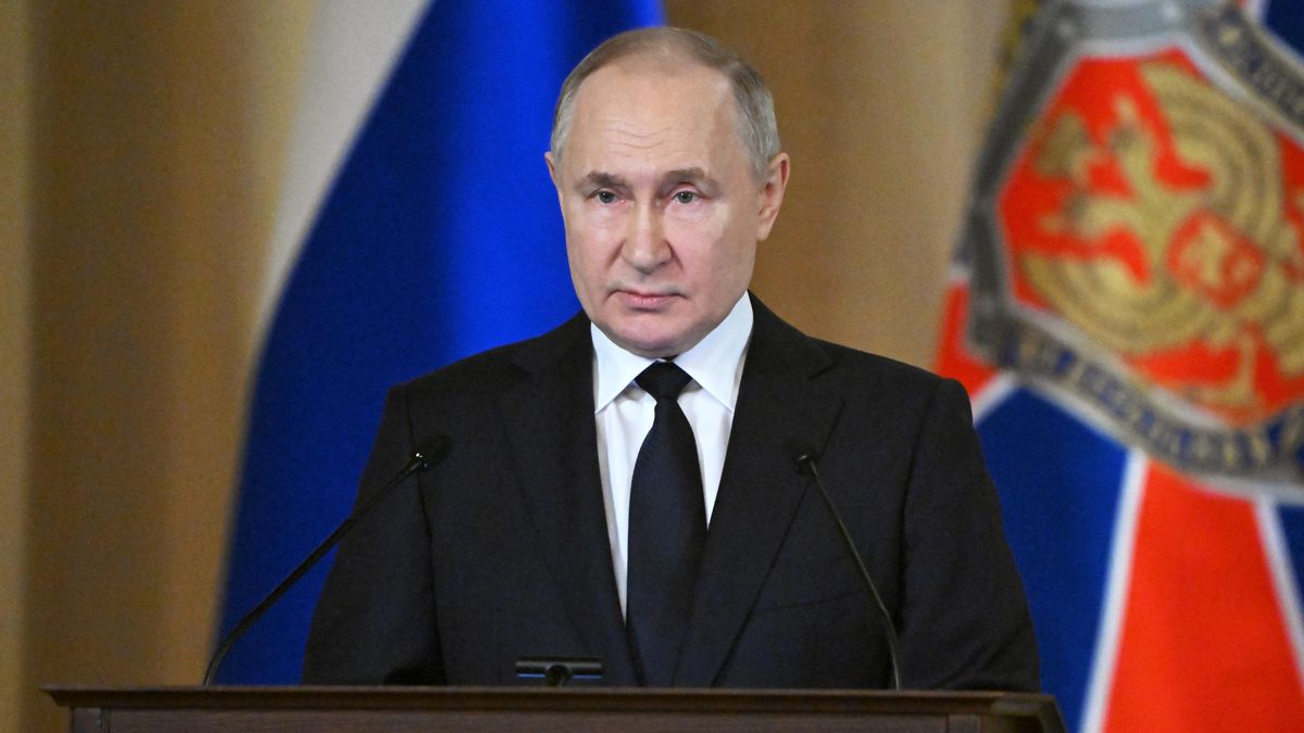 Putin vyzval agenty z FSB, aby ruským společnostem pomohli obejít sankce